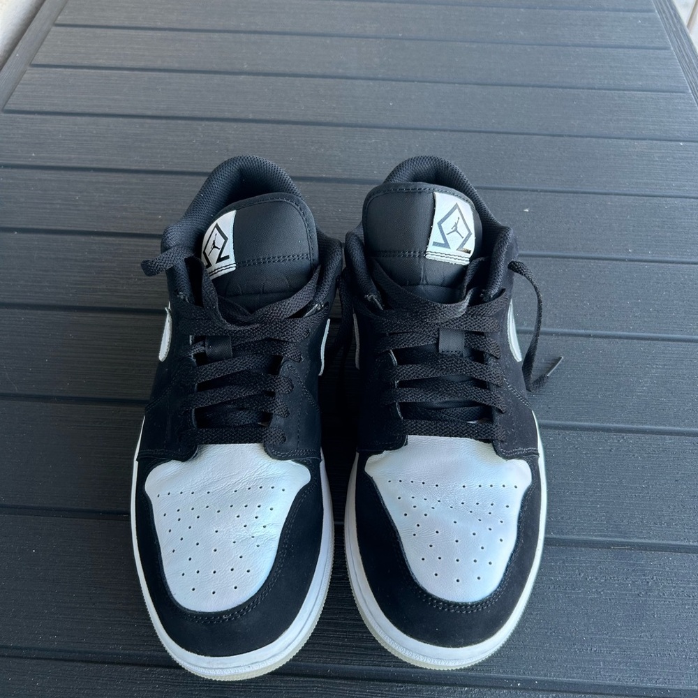 Nike Air Jordan 1 Low SE "Diamond Shorts" White/Black